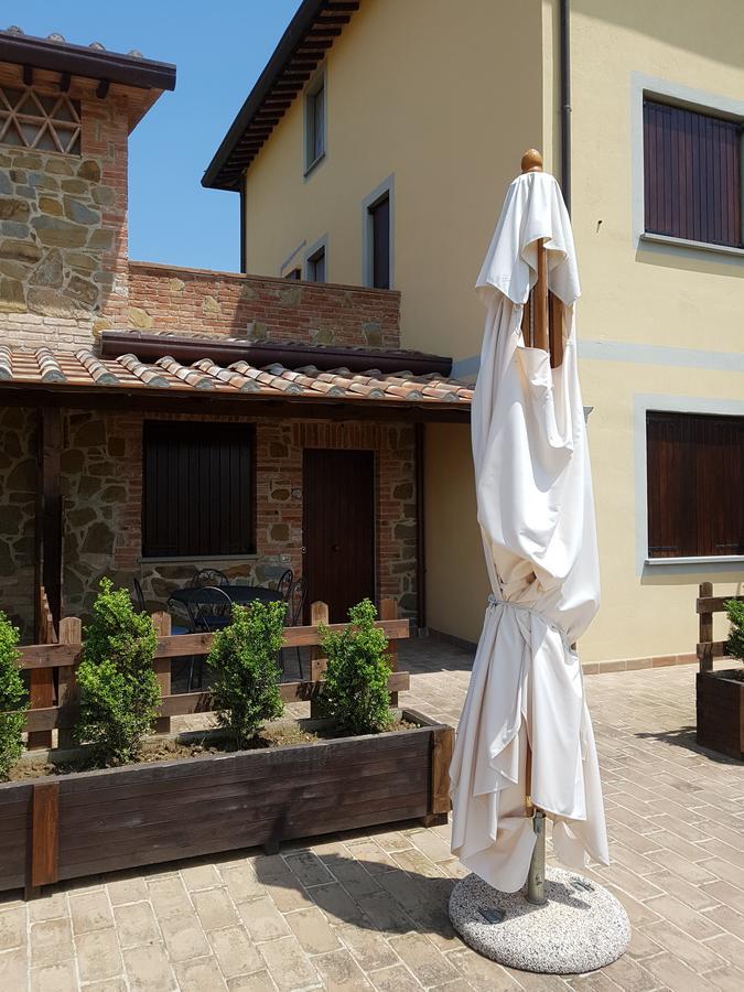 Il Borgo Sul Lago Monte del Lago Extérieur photo