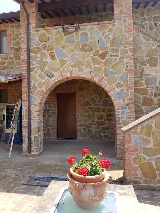 Il Borgo Sul Lago Monte del Lago Extérieur photo